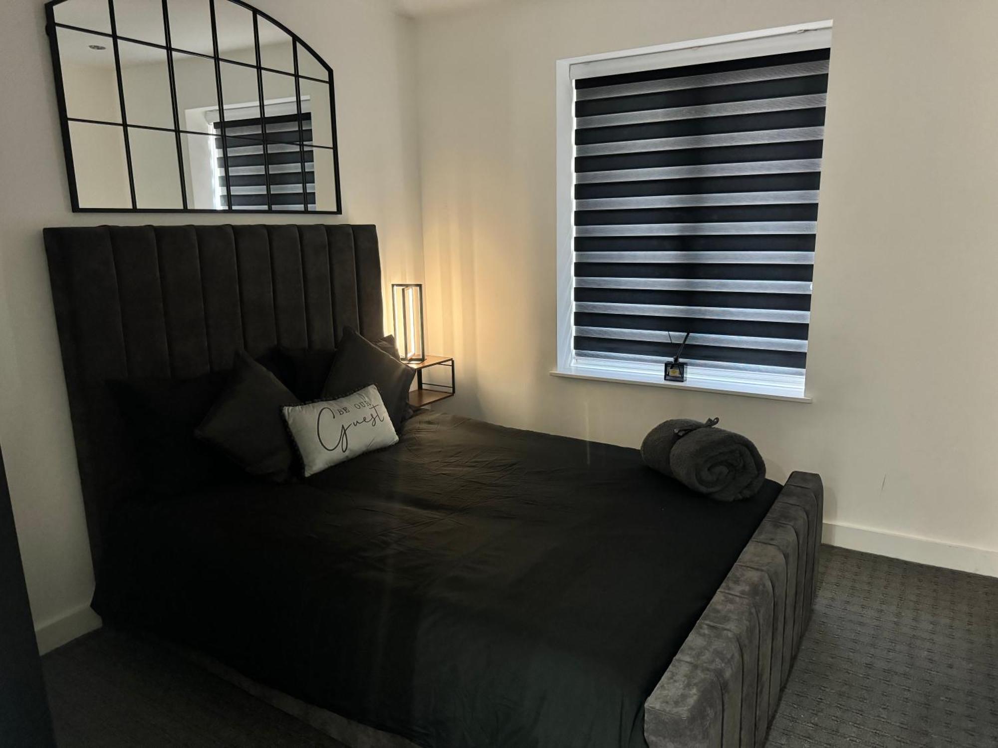 Luxury Flat In Uxbridge Appartement Buitenkant foto