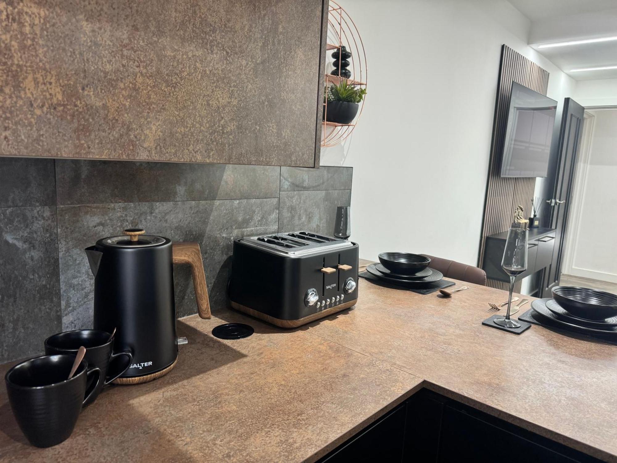 Luxury Flat In Uxbridge Appartement Buitenkant foto