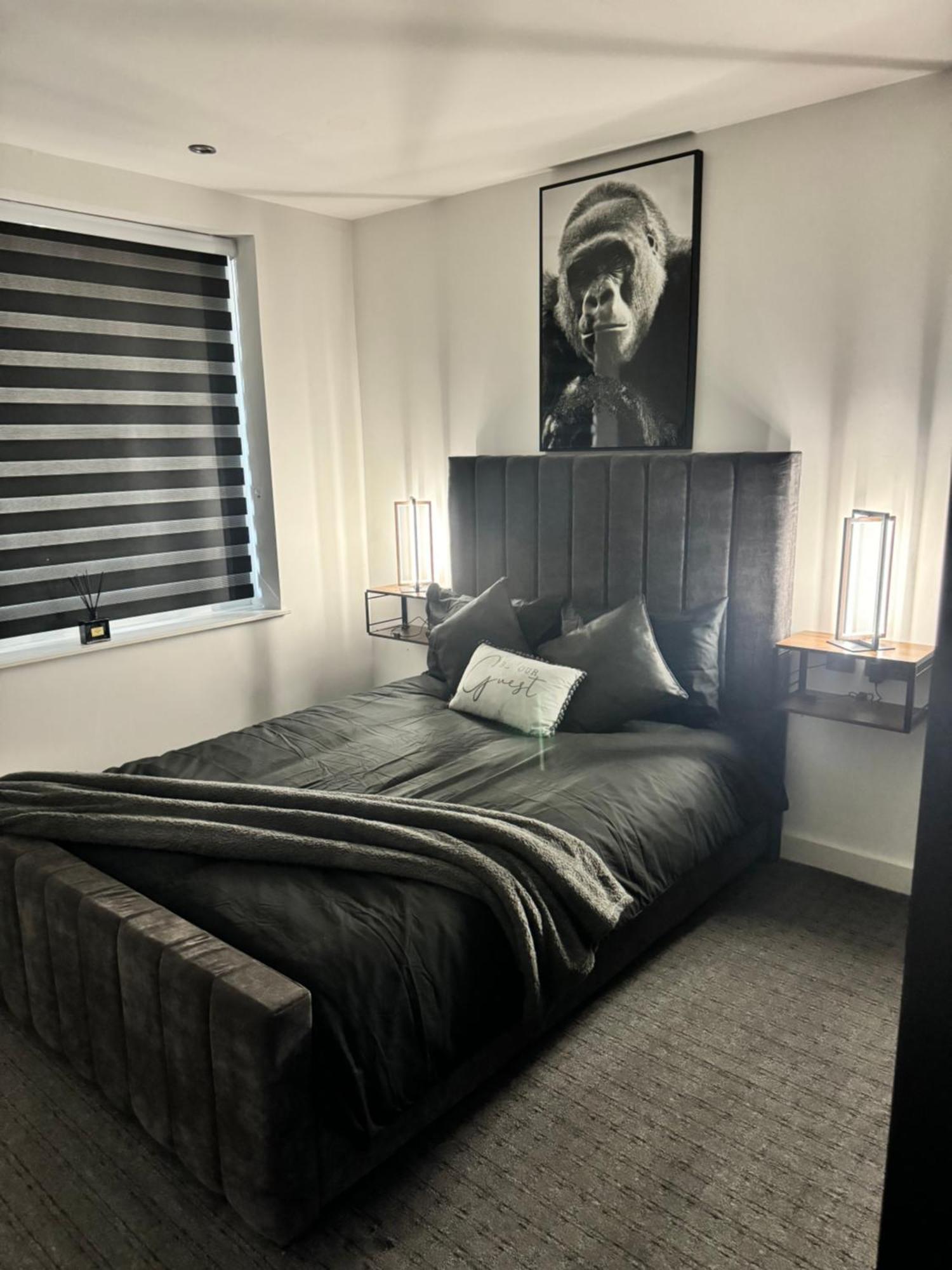 Luxury Flat In Uxbridge Appartement Buitenkant foto